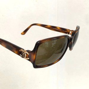 Brand New Chanel Sunglasses Y2K tortoiseshell 5030 CC